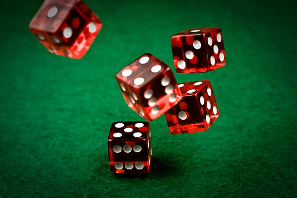 meriah4 platform overview showing sportsbook, live dealer, and slots on mobile